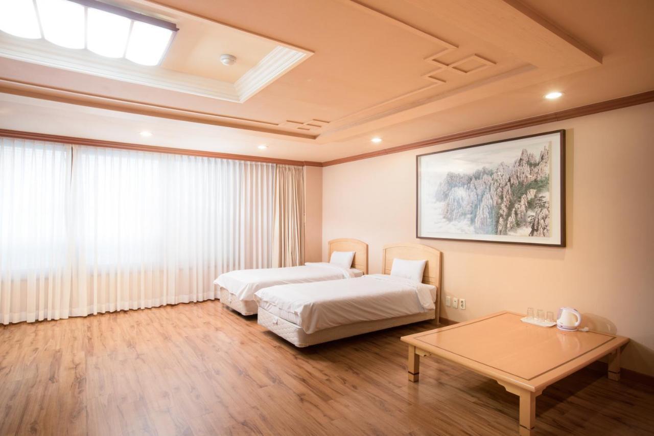 Jeju Hawaii Hotel Bagian luar foto